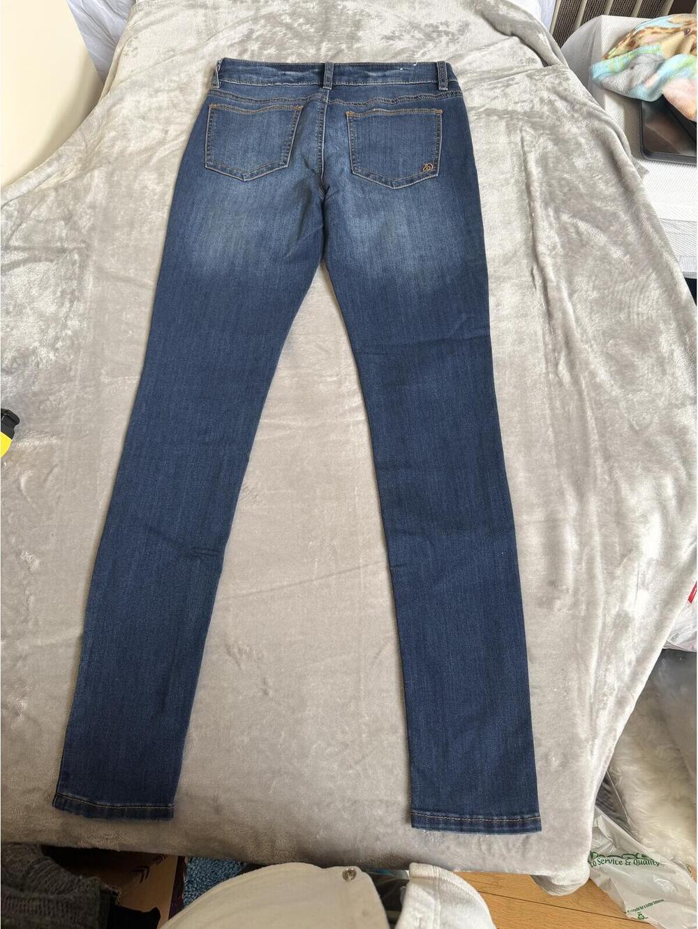 Indigo Rein Blue Skinny Jeans with Faded Wash and Light Distressing Size 7